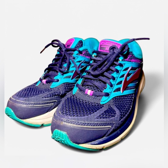 Brooks Addiction 13 Running Shoes - Picture 1 of 7